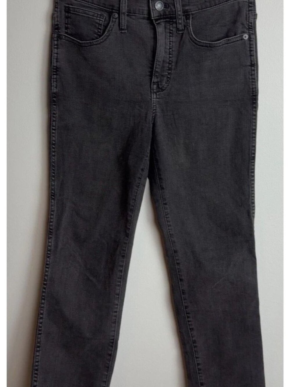 Madewell Stovepipe Jeans Size 26P Black Gray Denim Raw Hem 5-Pocket Women’s